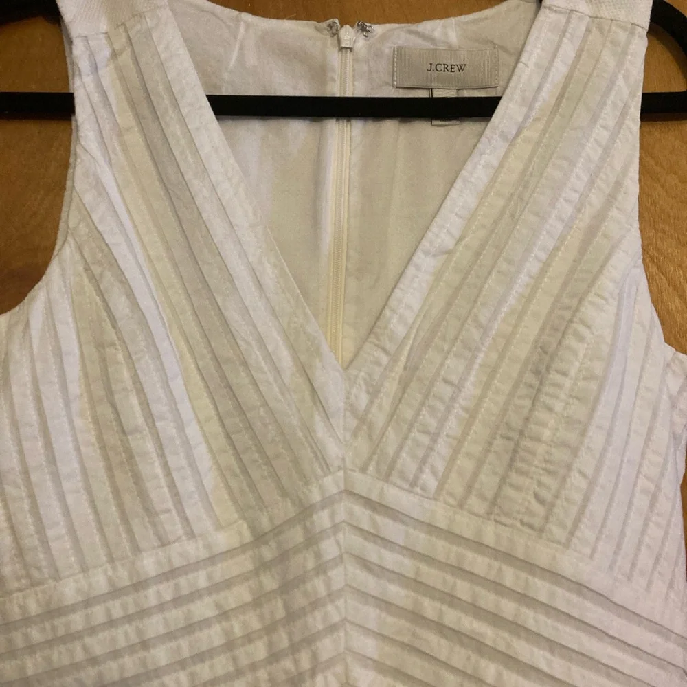 Women’s J Crew White Sleeveless V Neck Summer Dress, Size 2. - Picture 3 of 12